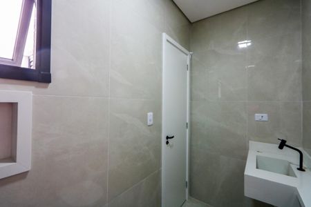 Casa à venda com 140m², 3 quartos e 2 vagas Casa à venda com 140m², 3 quartos e 2 vagasBanheiro do quarto 2