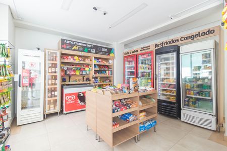 Apartamento para alugar com 63m², 2 quartos e 1 vaga Apartamento para alugar com 63m², 2 quartos e 1 vagaMini Mercado