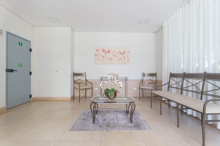 Apartamento para alugar com 63m², 2 quartos e 1 vaga Apartamento para alugar com 63m², 2 quartos e 1 vagaHall social