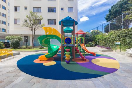Apartamento para alugar com 63m², 2 quartos e 1 vaga Apartamento para alugar com 63m², 2 quartos e 1 vagaPlayground