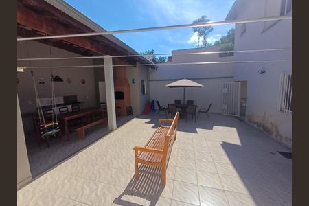 Área externa de casa à venda com 4 quartos, 250m² em Parque Jambeiro, Campinas