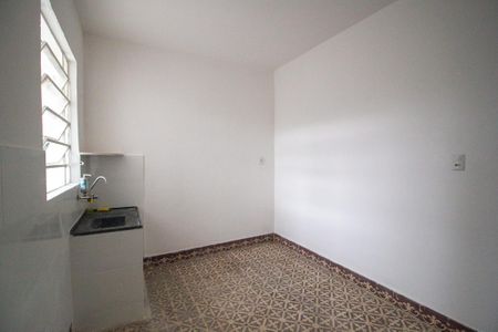 Casa para alugar com 120m², 2 quartos e sem vagaCozinha 