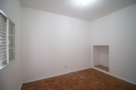 Casa para alugar com 120m², 2 quartos e sem vagaQuarto 1