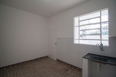 Casa para alugar com 120m², 2 quartos e sem vagaCozinha 