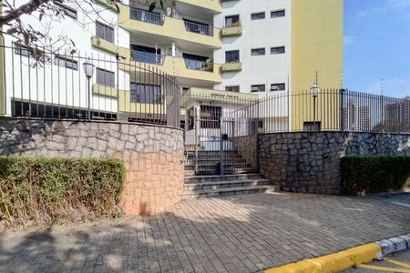 Apartamento à venda com 186m², 4 quartos e 4 vagasFachada