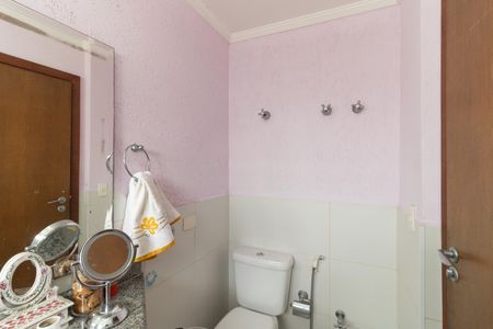 Apartamento à venda com 186m², 4 quartos e 4 vagasBanheiro da Suíte 2