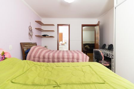 Apartamento à venda com 186m², 4 quartos e 4 vagasSuíte 2