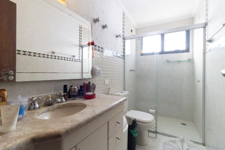 Apartamento à venda com 186m², 4 quartos e 4 vagasBanheiro Social 