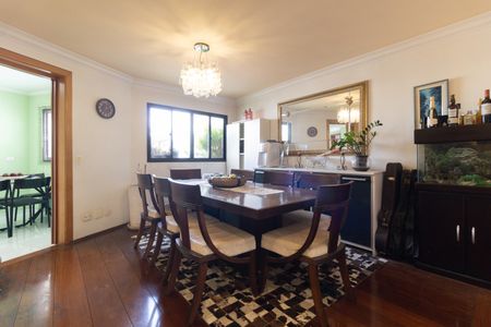 Apartamento à venda com 186m², 4 quartos e 4 vagasSala