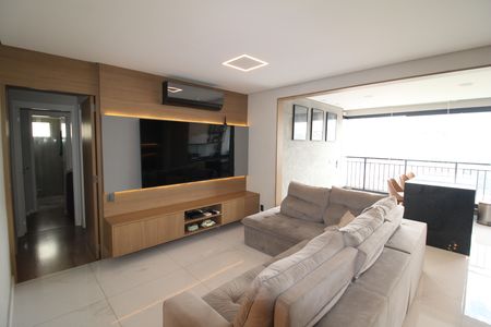 Sala de apartamento à venda com 3 quartos, 108m² em Santa Teresinha, São Paulo