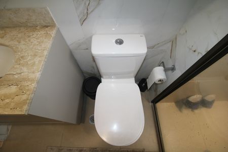 Apartamento à venda com 108m², 3 quartos e 2 vagasQuarto 2 - Banheiro
