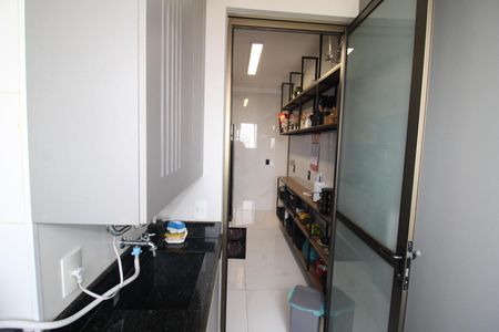 Apartamento à venda com 108m², 3 quartos e 2 vagasÁrea de Serviço