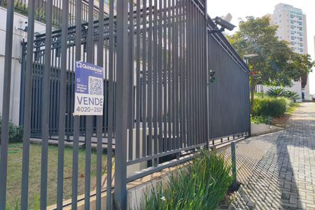 Apartamento à venda com 108m², 3 quartos e 2 vagasFachada