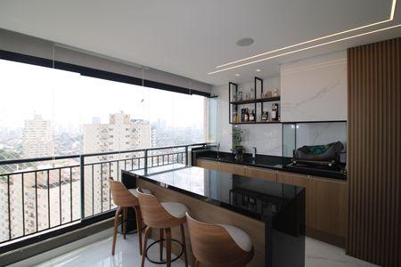 Apartamento à venda com 108m², 3 quartos e 2 vagasSala - Varanda