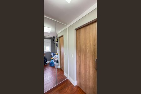 Apartamento para alugar com 87m², 2 quartos e 2 vagas Apartamento para alugar com 87m², 2 quartos e 2 vagasCloset da suíte