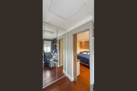 Apartamento para alugar com 87m², 2 quartos e 2 vagas Apartamento para alugar com 87m², 2 quartos e 2 vagasCloset da suíte