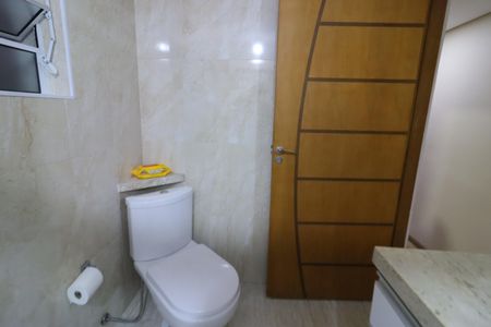 Casa à venda com 155m², 3 quartos e 2 vagasBanheiro 1