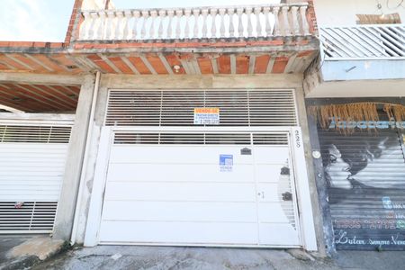 Casa à venda com 155m², 3 quartos e 2 vagasFachada