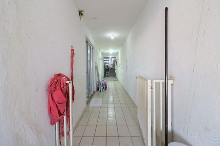 Casa à venda com 155m², 3 quartos e 2 vagasCorredor