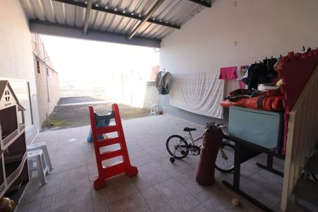 Casa à venda com 155m², 3 quartos e 2 vagasQuintal