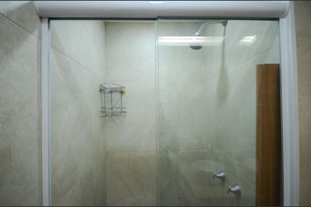 Apartamento à venda com 53m², 2 quartos e 1 vaga Apartamento à venda com 53m², 2 quartos e 1 vagaBanheiro
