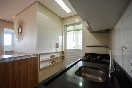 Apartamento à venda com 53m², 2 quartos e 1 vaga Apartamento à venda com 53m², 2 quartos e 1 vagaCozinha