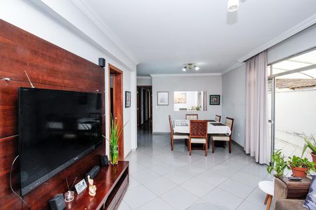 Apartamento à venda com 147m², 5 quartos e 2 vagasSala