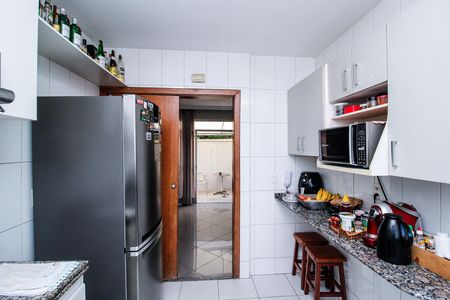 Apartamento à venda com 147m², 5 quartos e 2 vagasCozinha