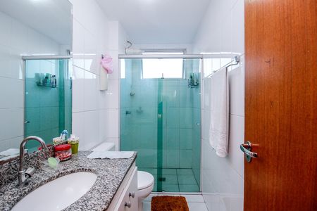 Apartamento à venda com 147m², 5 quartos e 2 vagasBanheiro da Suíte 1