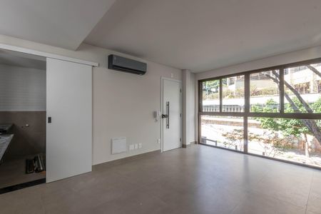 Sala de apartamento à venda com 1 quarto, 80m² em Anchieta, Belo Horizonte