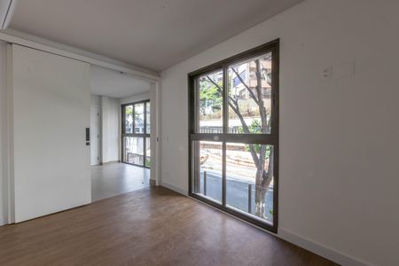 Quarto de apartamento à venda com 1 quarto, 80m² em Anchieta, Belo Horizonte