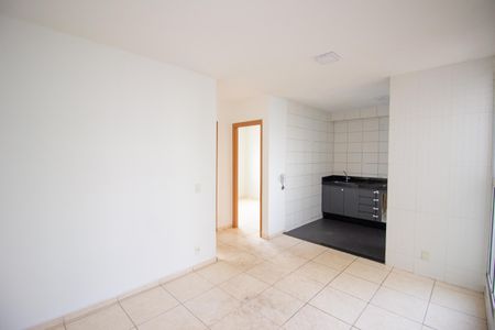 Sala de apartamento para alugar com 2 quartos, 48m² em Chacaras Reunidas Santa Terezinha, Contagem