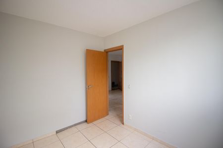 Quarto 1 de apartamento para alugar com 2 quartos, 48m² em Chacaras Reunidas Santa Terezinha, Contagem