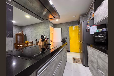 Casa de condomínio para alugar com 226m², 3 quartos e 3 vagasCozinha e Área de Serviço