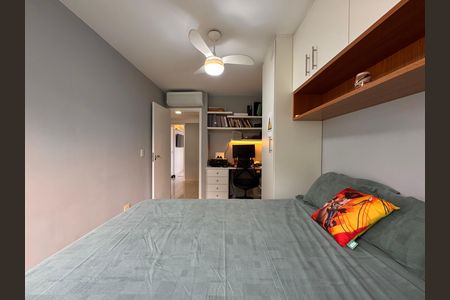 Casa de condomínio para alugar com 226m², 3 quartos e 3 vagasQuarto 