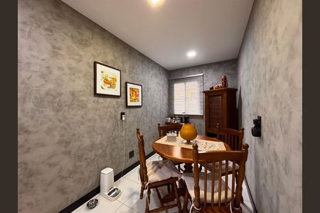 Casa de condomínio para alugar com 226m², 3 quartos e 3 vagasCozinha e Área de Serviço