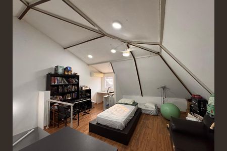 Casa de condomínio para alugar com 226m², 3 quartos e 3 vagasSótão