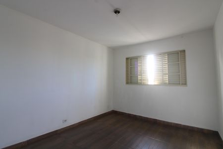 Quarto 2 de casa para alugar com 2 quartos, 70m² em Parque Boturussu, São Paulo