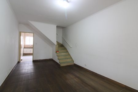 Casa para alugar com 70m², 2 quartos e 1 vagaSala