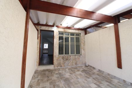 Casa para alugar com 70m², 2 quartos e 1 vagaGaragem