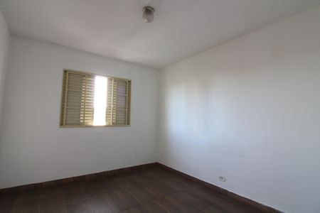 Casa para alugar com 70m², 2 quartos e 1 vagaQuarto 1