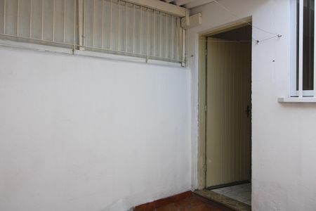 Casa para alugar com 70m², 2 quartos e 1 vagaÁrea de Serviço 