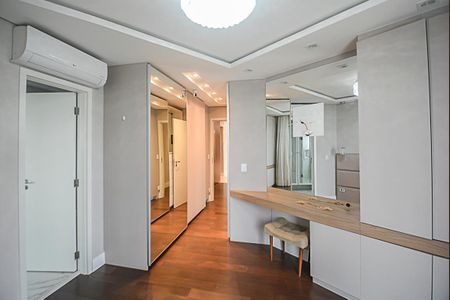 Apartamento para alugar com 131m², 3 quartos e 2 vagas Apartamento para alugar com 131m², 3 quartos e 2 vagasQuarto Suíte