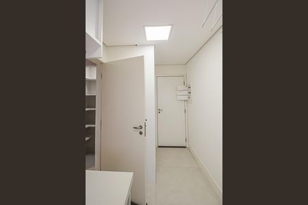 Apartamento para alugar com 131m², 3 quartos e 2 vagas Apartamento para alugar com 131m², 3 quartos e 2 vagasÁrea de Serviço