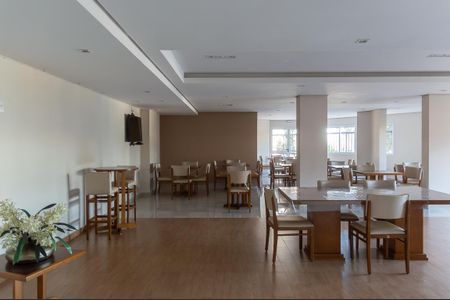 Apartamento para alugar com 131m², 3 quartos e 2 vagas Apartamento para alugar com 131m², 3 quartos e 2 vagasÁrea comum - Salão de festas