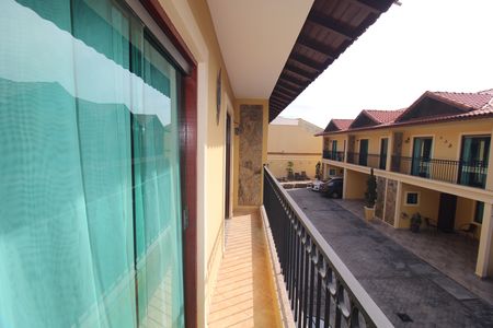 Casa de condomínio para alugar com 115m², 3 quartos e 2 vagasQuarto 1 - Varanda