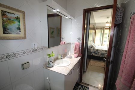 Casa de condomínio para alugar com 115m², 3 quartos e 2 vagasQuarto 1 - Banheiro