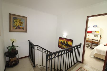 Casa de condomínio para alugar com 115m², 3 quartos e 2 vagasCorredor