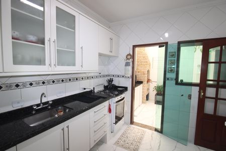 Casa de condomínio para alugar com 115m², 3 quartos e 2 vagasCozinha