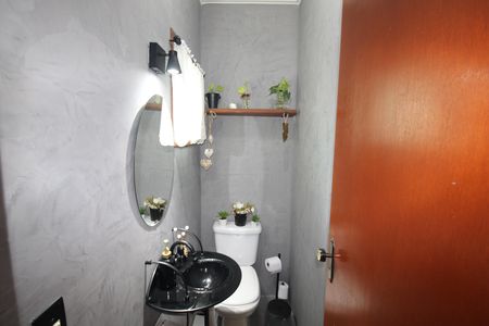 Casa de condomínio para alugar com 115m², 3 quartos e 2 vagasLavabo